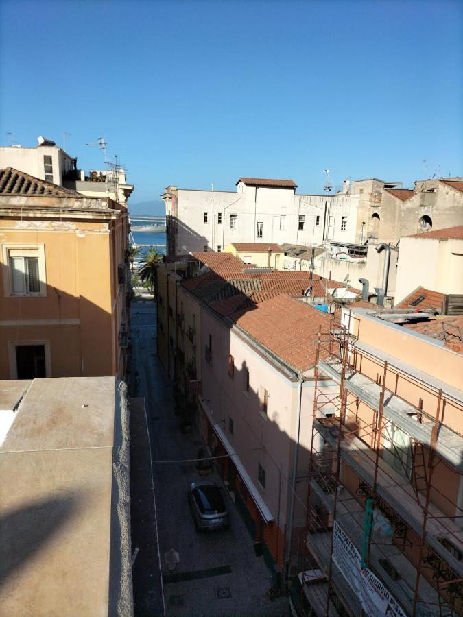 Rosa'S Apartment With Terrace Κάλιαρι Εξωτερικό φωτογραφία