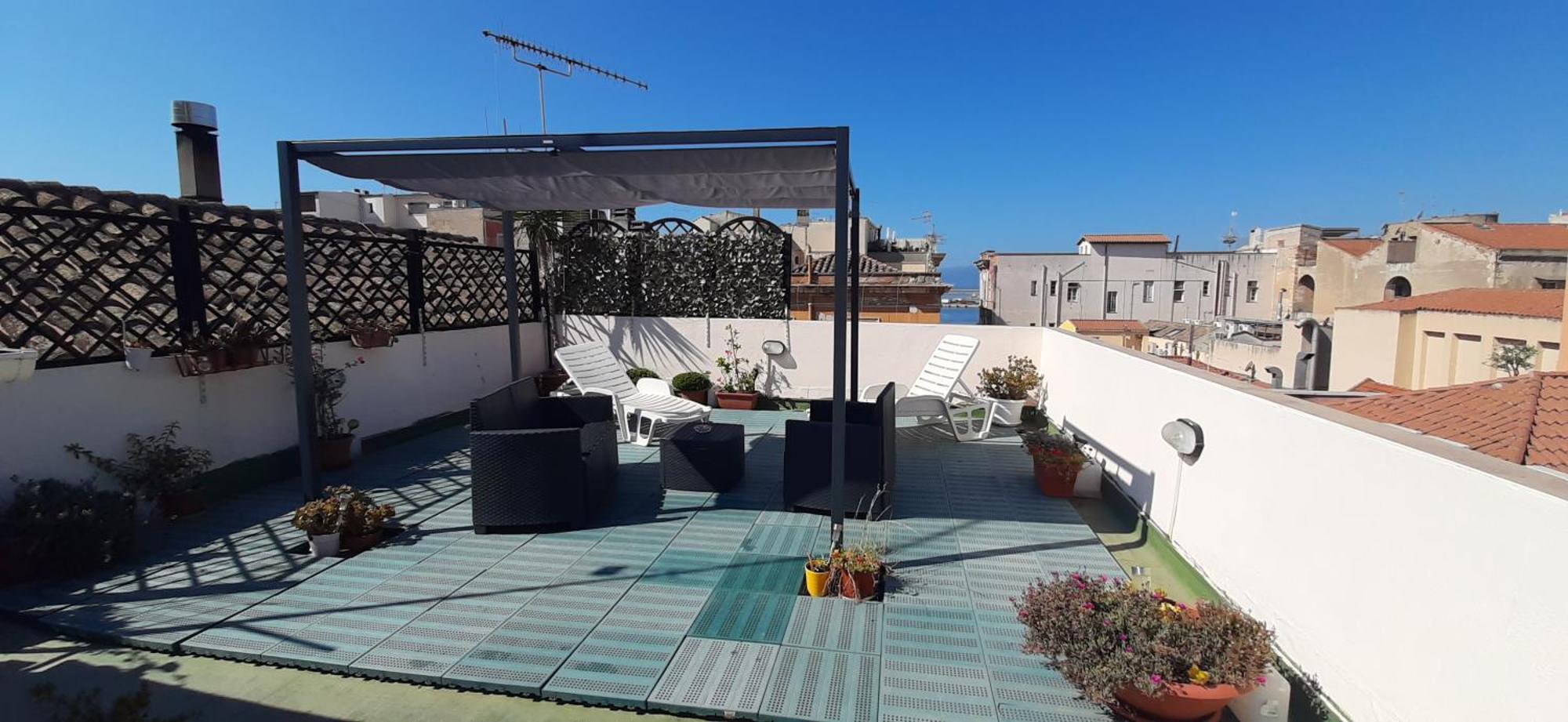 Rosa'S Apartment With Terrace Κάλιαρι Εξωτερικό φωτογραφία